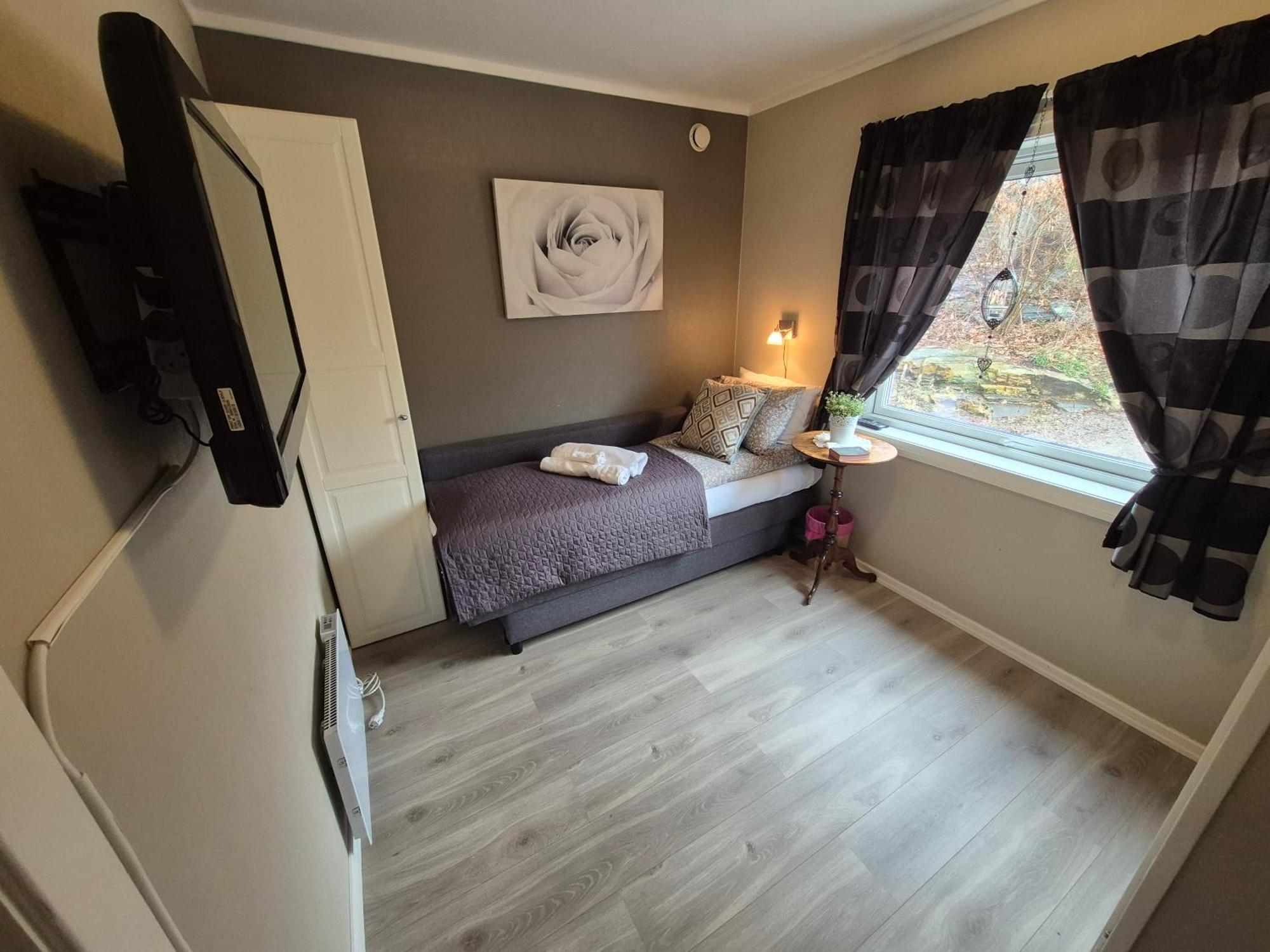 Privat overnatting Mormors Basseng Kristiansand