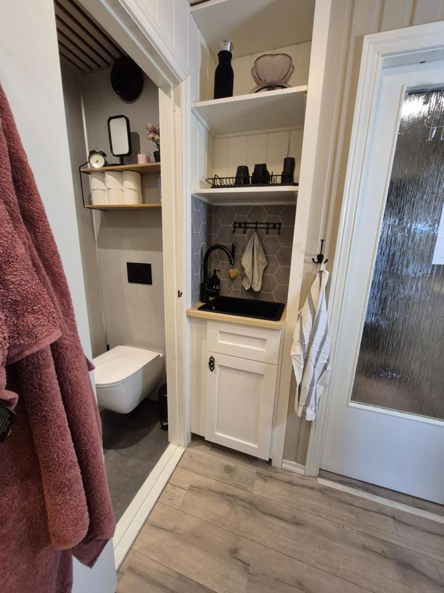Privat overnatting Mormors Basseng